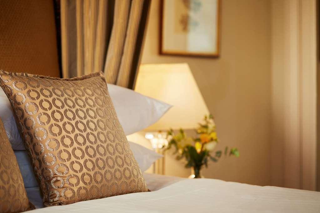 Macdonald Frimley Hall Hotel & Spa Camberley Kamer foto